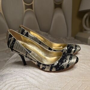 Claudia Ciuti Chic Patterned Black and Gold Heels 3 Inches Heel
